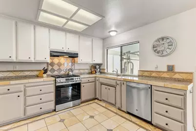 733 Cimmaron Court, Galt, CA 95632 - Photo 11