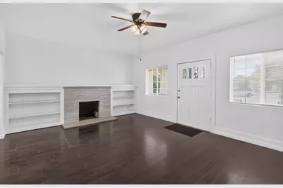 591 Redwood Avenue, Sacramento, CA 95815 - Photo 9