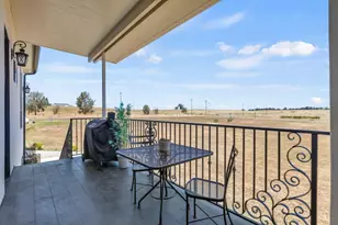 12201 Vineyard Hill Ct, Elk Grove, CA 95624 - Photo 39