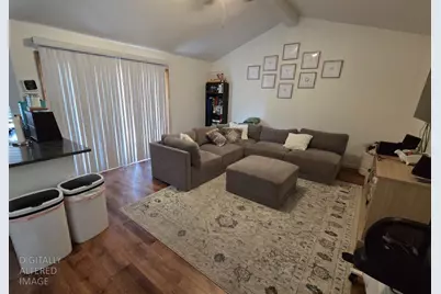 9236 Premier Way, Sacramento, CA 95826 - Photo 3
