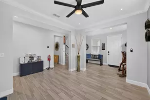 7470 Poinsettia Dr, Sacramento, CA 95829 - Photo 7