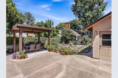 2439 Bay Meadows Circle, Pleasanton, CA 94566 - Photo 35