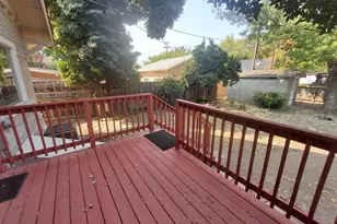 211 Orange Ave, Modesto, CA 95350 - Photo 15