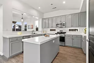645 Fribourg Ln, Manteca, CA 95337 - Photo 11