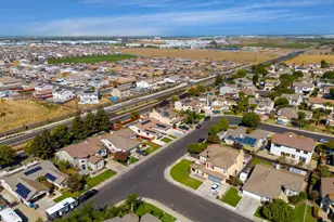 645 Fribourg Ln, Manteca, CA 95337 - Photo 53