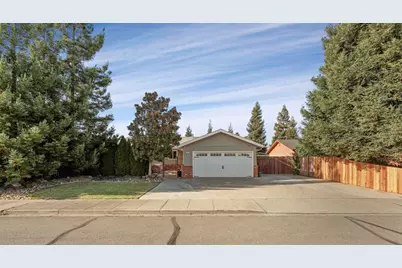2223 W Elm Street, Lodi, CA 95242 - Photo 1