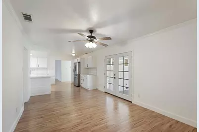 2223 W Elm Street, Lodi, CA 95242 - Photo 17