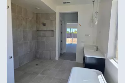 8605 Martin Andrew, Roseville, CA 95747 - Photo 7