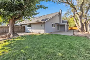 6910 Folsom Oaks Ct, Granite Bay, CA 95746 - Photo 31