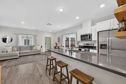 5168 Molino Circle, Roseville, CA 95747 - Photo 9