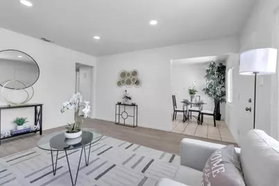 5641 James Way, Sacramento, CA 95822 - Photo 5