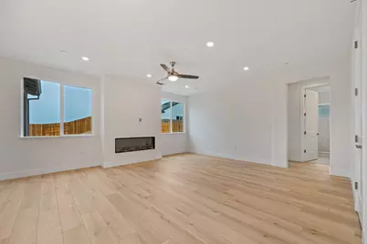 2072 Pogonia Street, Roseville, CA 95747 - Photo 5