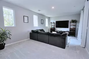 2940 Edgeview Dr, Sacramento, CA 95833 - Photo 33