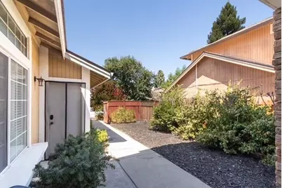4544 Winter Oak Way, Antelope, CA 95843 - Photo 15