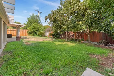 1384 Somerset Drive, West Sacramento, CA 95605 - Photo 37