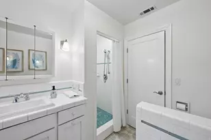 621 Jones Wy, Sacramento, CA 95818 - Photo 31