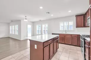 393 Uccello Way, Sacramento, CA 95835 - Photo 9