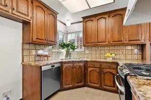 2916 Notre Dame Dr, Sacramento, CA 95826 - Photo 21