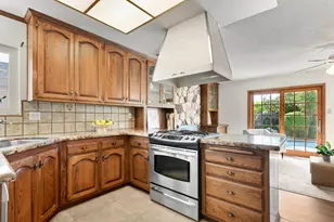 2916 Notre Dame Dr, Sacramento, CA 95826 - Photo 23