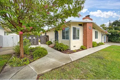 4933 Saint Lynn Lane, Carmichael, CA 95608 - Photo 3