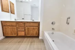 8926 Willowspring Ct, Elk Grove, CA 95758 - Photo 33