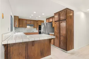 5 Gleneden Ct, Sacramento, CA 95831 - Photo 11
