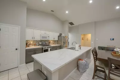 536 Red Robin Drive, Patterson, CA 95363 - Photo 11
