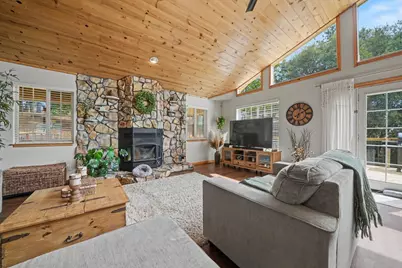 7806 Doster Road, Mountain Ranch, CA 95246 - Photo 11