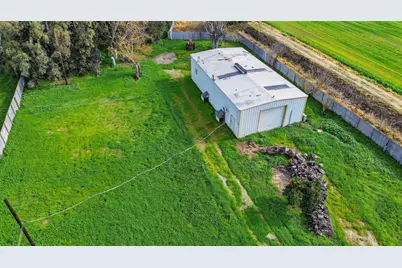 27350 Thornton Road, Thornton, CA 95686 - Photo 5