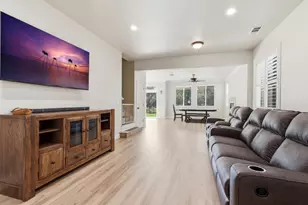 13102 Rivercrest Dr, Waterford, CA 95386 - Photo 5