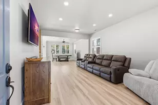 13102 Rivercrest Dr, Waterford, CA 95386 - Photo 3