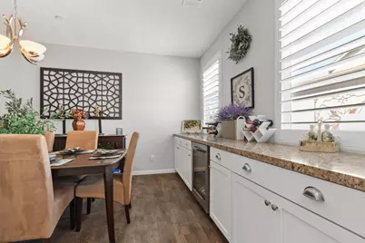 905 Ellis Circle, Galt, CA 95632 - Photo 9