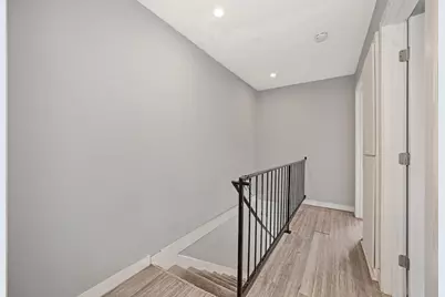 5686 Hillsdale Boulevard, Sacramento, CA 95842 - Photo 13