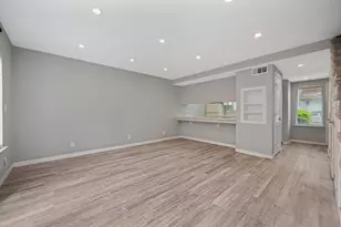 5686 Hillsdale Blvd, Sacramento, CA 95842 - Photo 11