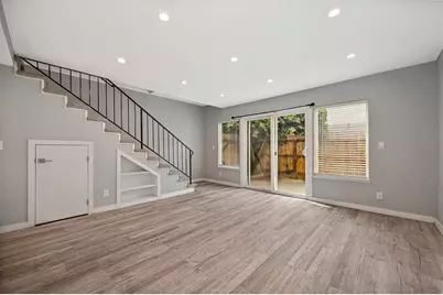 5686 Hillsdale Boulevard, Sacramento, CA 95842 - Photo 9