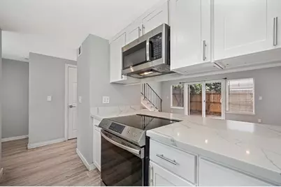 5686 Hillsdale Boulevard, Sacramento, CA 95842 - Photo 7