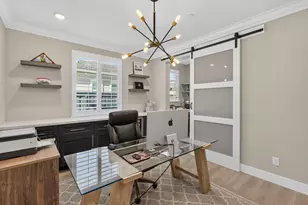 8153 Seahorse Wy, Elk Grove, CA 95757 - Photo 11