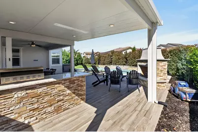 8153 Seahorse Way, Elk Grove, CA 95757 - Photo 67