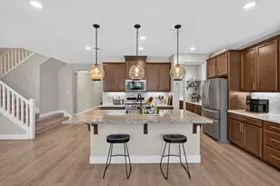 8153 Seahorse Wy, Elk Grove, CA 95757 - Photo 25