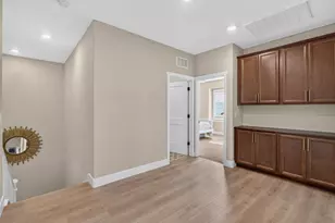 8153 Seahorse Wy, Elk Grove, CA 95757 - Photo 41