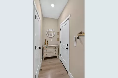 8153 Seahorse Way, Elk Grove, CA 95757 - Photo 13