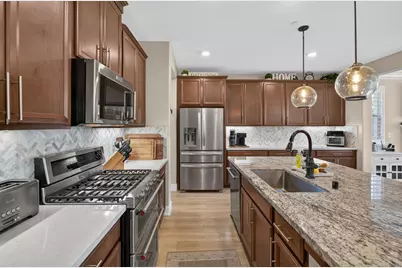 8153 Seahorse Way, Elk Grove, CA 95757 - Photo 31