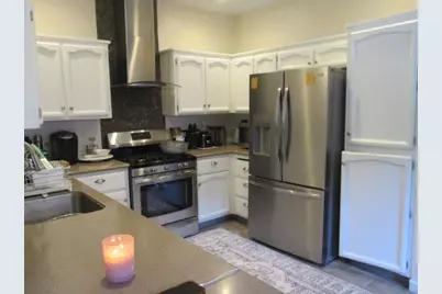 7904 Symington Way, Sacramento, CA 95829 - Photo 9