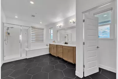 3221 Roslyn Court, Folsom, CA 95630 - Photo 43