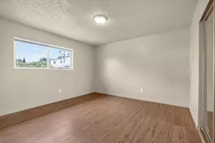 819 Bedlow Dr, Stockton, CA 95210 - Photo 17