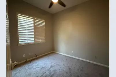 3404 Grimshaw Way, Elk Grove, CA 95758 - Photo 33