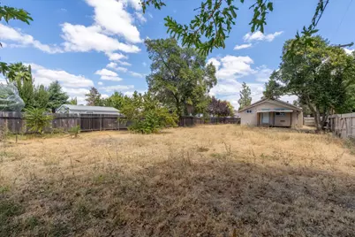 644 Walnut Street, Yuba City, CA 95991 - Photo 27