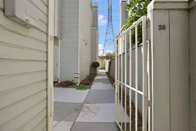2930 Driftwood Place #36, Stockton, CA 95219 - Photo 3
