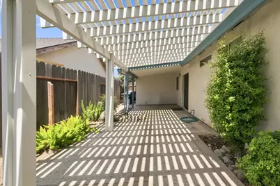 2100 Northridge Drive, Modesto, CA 95350 - Photo 29