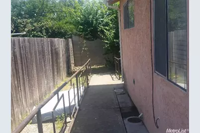7467 Red Willow Street, Sacramento, CA 95822 - Photo 9